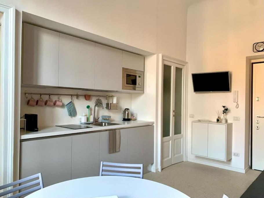 Stylish Flat In Porta Romana-Fondazione Prada Milán Exterior foto